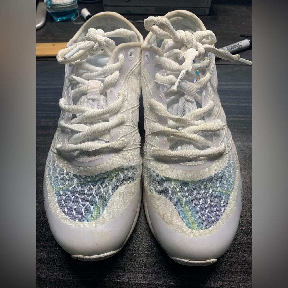Varsity Tumbling Shoes Sz 6